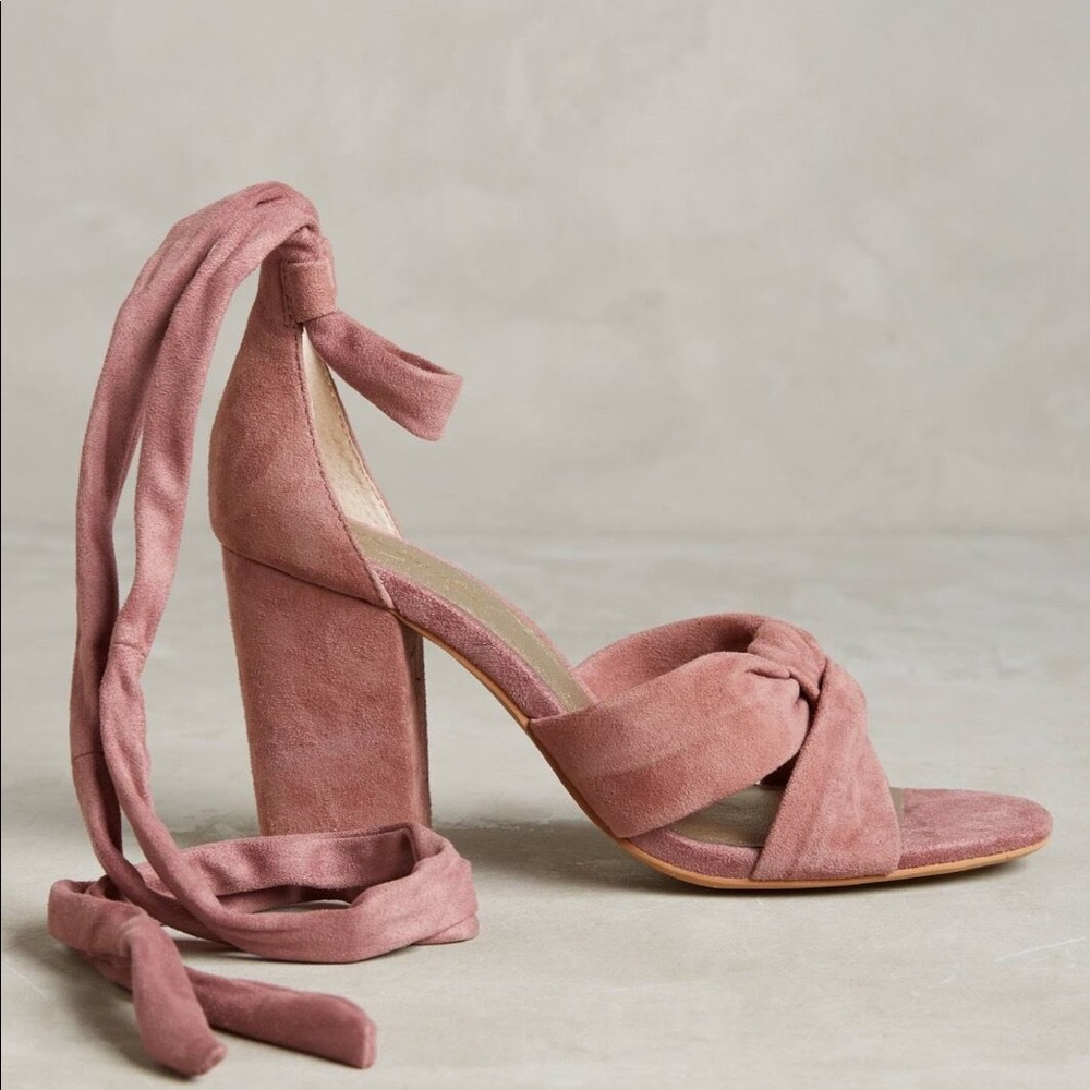 Anthropologie Liendo Rose Suede Heels